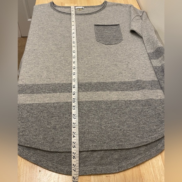 Smartwool Akamina Crew Neck Sweater Gray Pocket Knit Causal in perfect condition - Picture 9 of 11